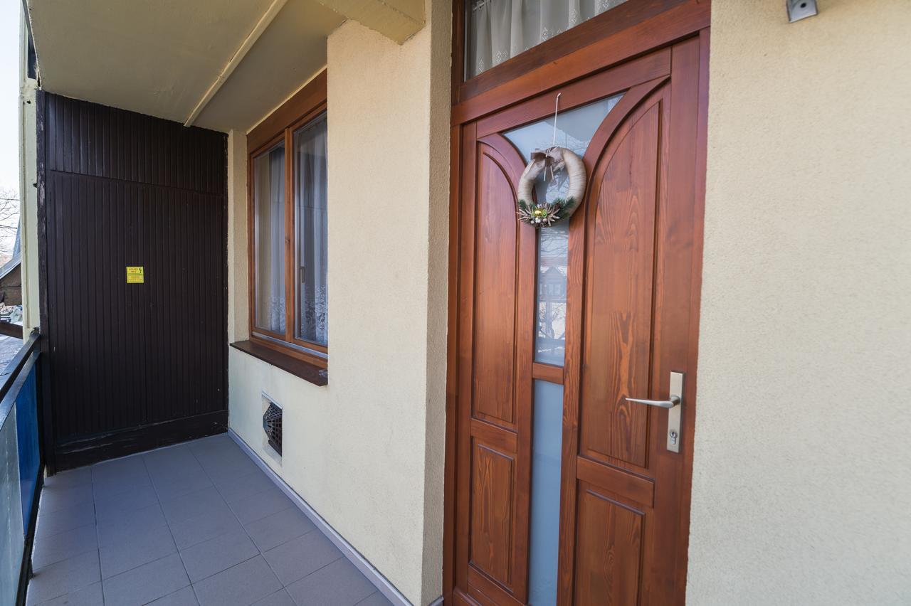 Lujzi Apartman Eger Esterno foto