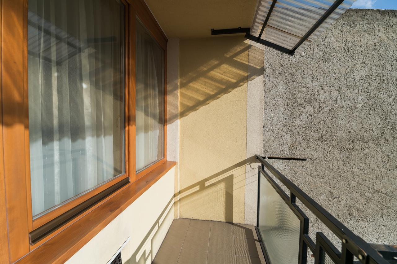 Lujzi Apartman Eger Esterno foto