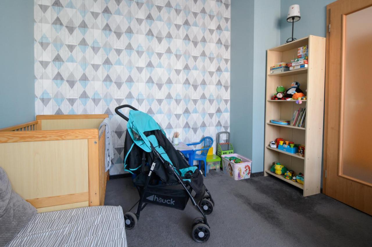 Lujzi Apartman Eger Esterno foto